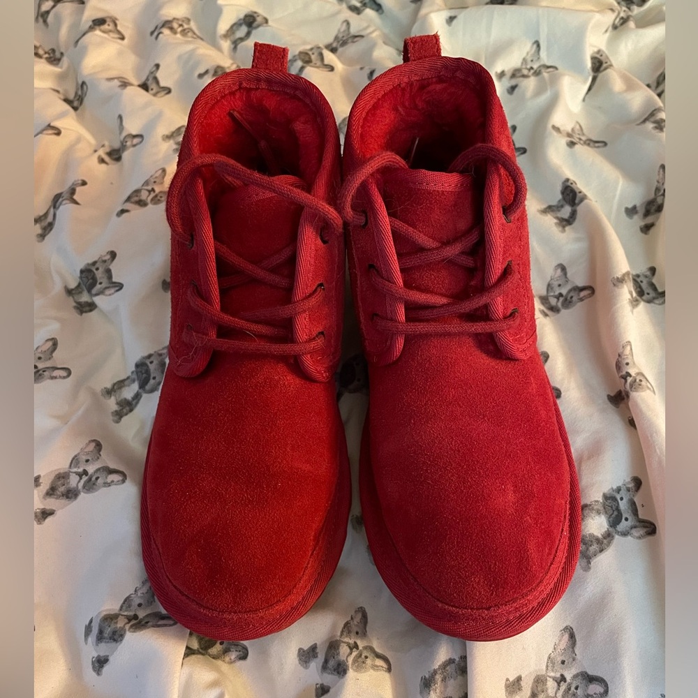 Ugg Red Neumel Boot Size 5